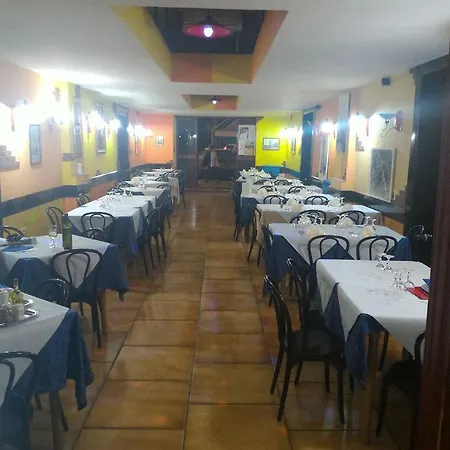 Hotel Il Santuario - Pompei 3* Помпеи