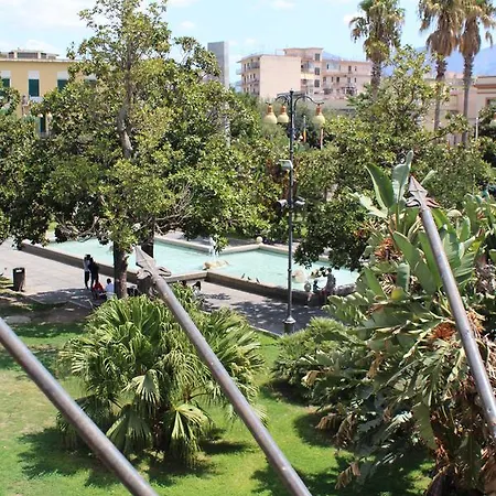 Hotel Il Santuario - Pompei Отель