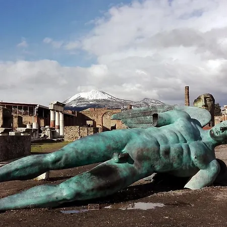 Отель Hotel Il Santuario - Pompei