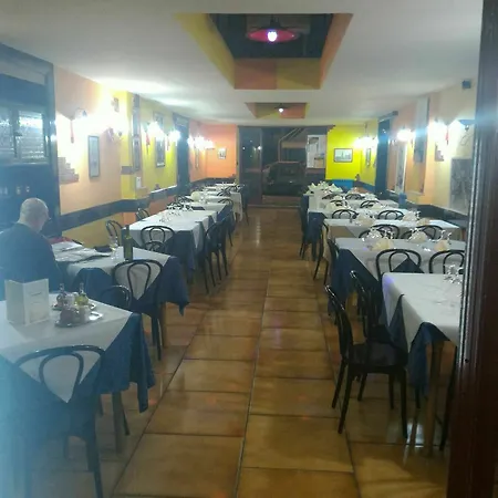 Hotel Il Santuario - Pompei Отель Помпеи