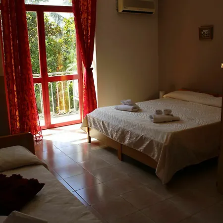 Hotel Il Santuario - Pompei Помпеи