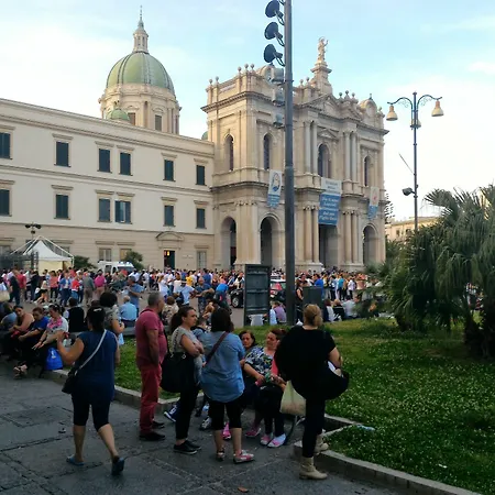 Отель Hotel Il Santuario - Pompei Помпеи
